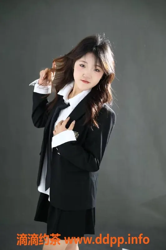 成都楼凤资源信息,双流区嫩妹甜甜，160cm，90斤，超值服务体验