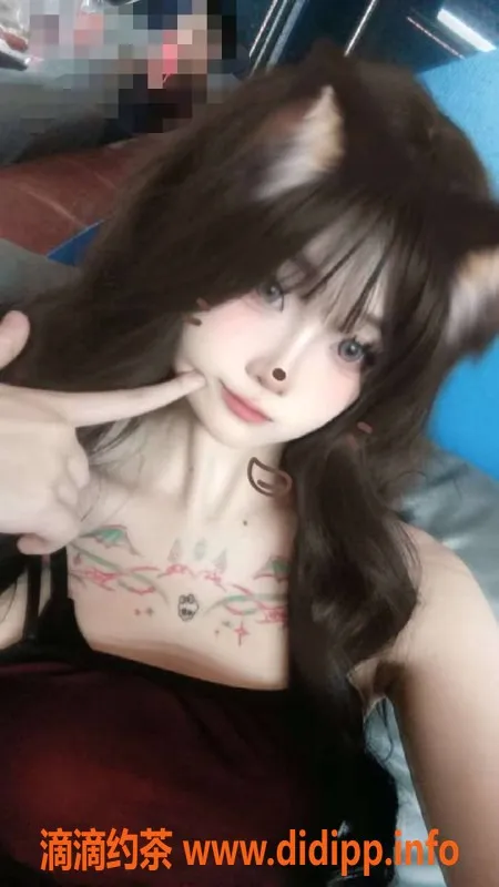 成都楼凤-金牛区嫩妹晗晗，18岁167cm，6P服务