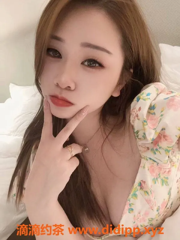 成都楼凤-成华区御姐车酥酥，600p超值服务