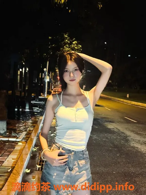 成都楼凤资源信息,成华区小雨，175冷白皮新手，颜值超高