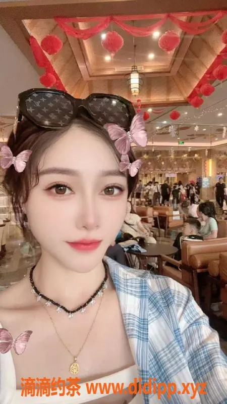 南昌楼凤-青云谱贝贝 160cm 45kg C罩杯 26岁按摩服务