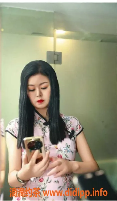 深圳楼凤资源信息,深圳罗湖菲菲，32岁大长腿模特，茶水费350起