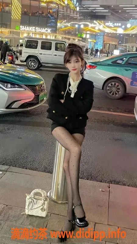 广州楼凤资源信息,天河蜜雪，活动价1100起，真心推荐！