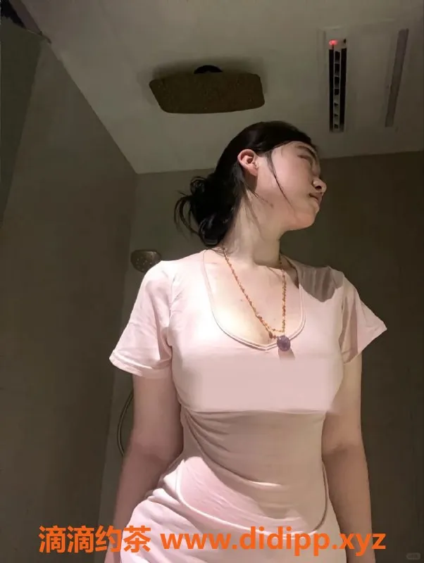 广州楼凤资源信息,广州天河非儿，20岁163cm，700元超值体验