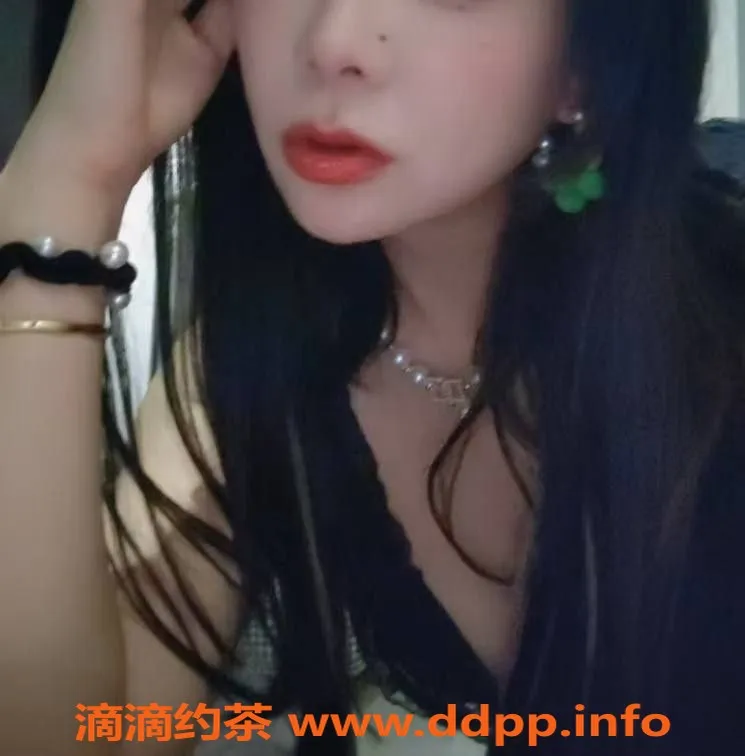 长沙楼凤-小柒柒，雨花区500p无套口，绝对享受！