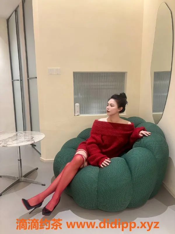 太原楼凤资源信息,小店区李老师，95年生，服务600p