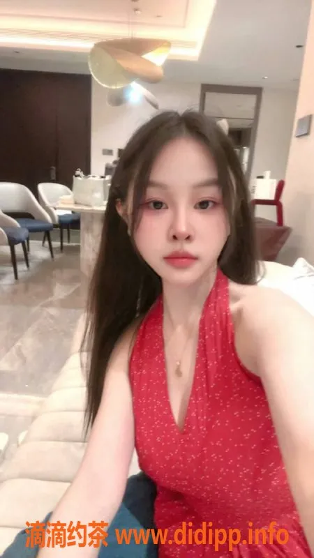 长沙楼凤-岳麓区欣儿，600元超值服务，深喉口爆等你来尝试！