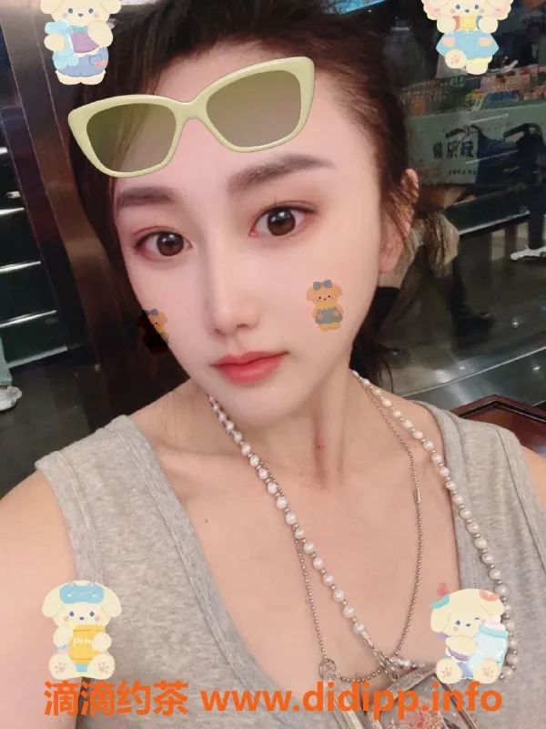 重庆楼凤-黄泥磅婉儿，真实体验与服务推荐