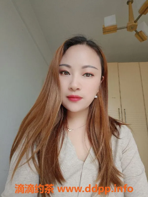 成都楼凤-文殊院少妇蒙蒙，口活超赞，160CM大奶！