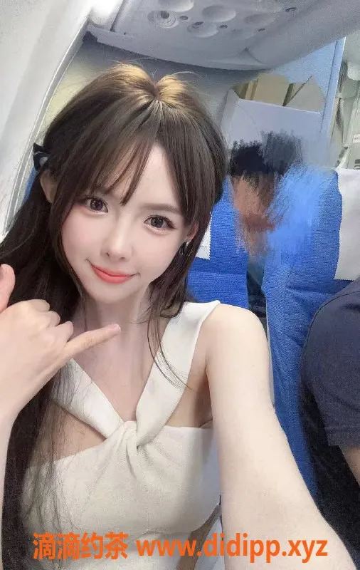 广州楼凤-海珠嫩妹酒窝沫，约价2000起！