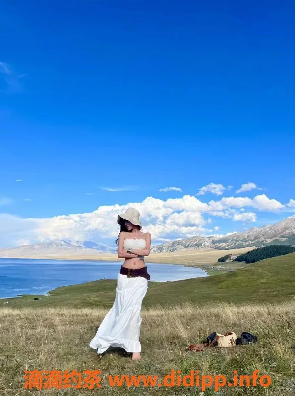 杭州楼凤-拱墅嫩妹温雨柔 巨乳69互舔服务1088元