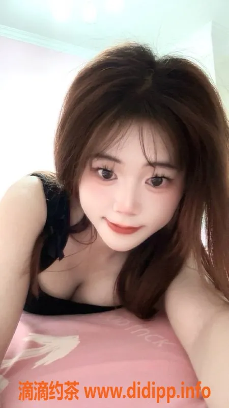 武汉楼凤资源信息,洪山区伊洛，158cm 45kg，专榜入驻，500p起