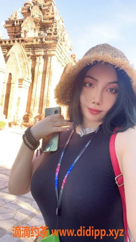 武汉楼凤-洪山区新疆甜甜，163高，110斤，36D，600P起