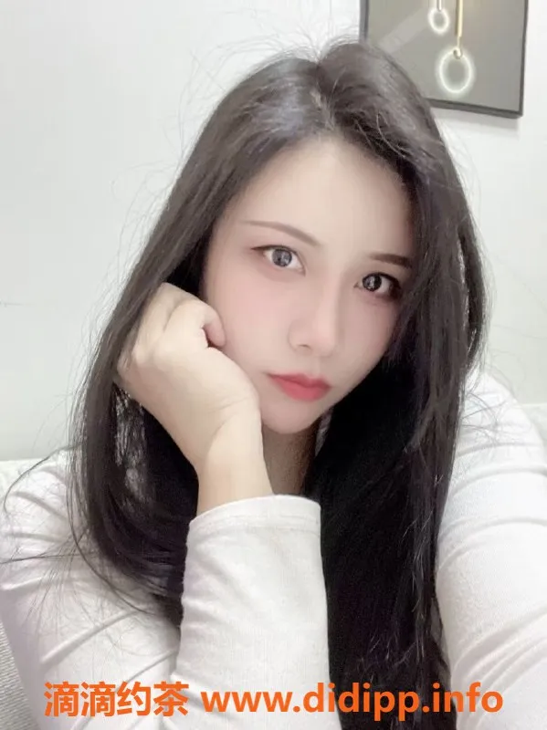 南昌楼凤-高新小娱，身高165cm，岁26，服务全面