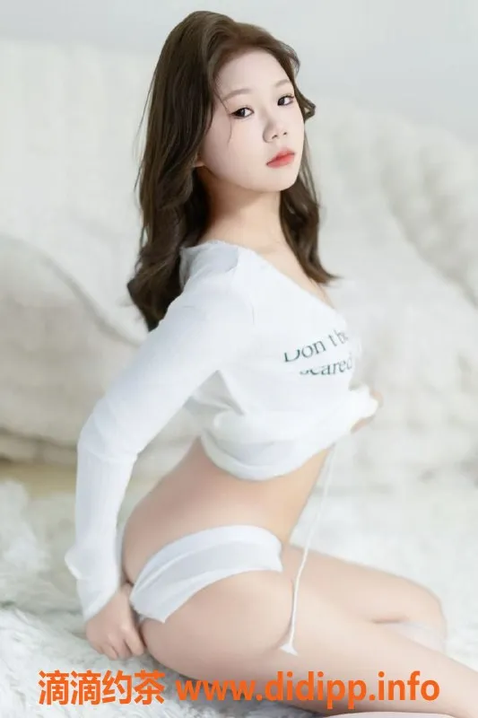 成都楼凤-武侯区瑶妹，颜值车6P服务，态度超赞