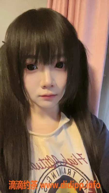 成都楼凤-武侯区小羽毛，6p超值嫩妹，服务态度极佳！