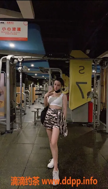 广州楼凤-广州露曦，800元私密体验，服务超棒！