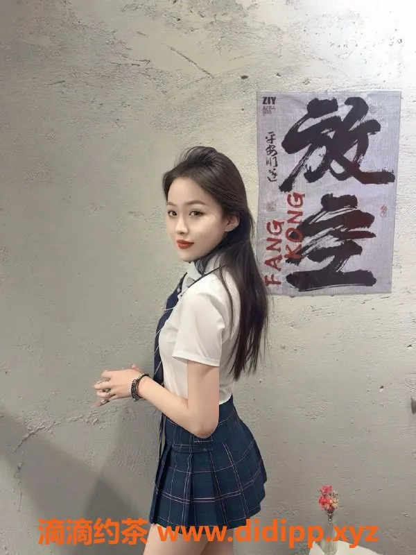 郑州楼凤-郑州金水区小晴，20岁165cm，48斤陪玩服务