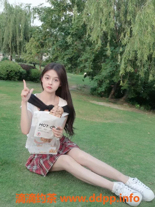 北京楼凤-朝阳三里屯嫩妹点点，1500P服务