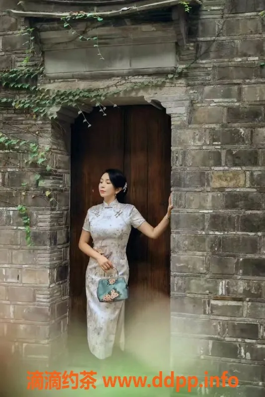 昆明楼凤-西山区诺诺，500元热情服务等你体验