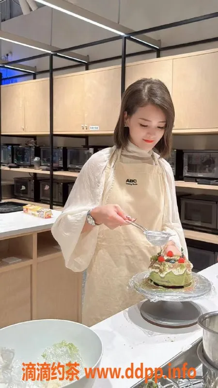 深圳楼凤-深圳福田苏老湿老师，1688元起 SM潮喷服务