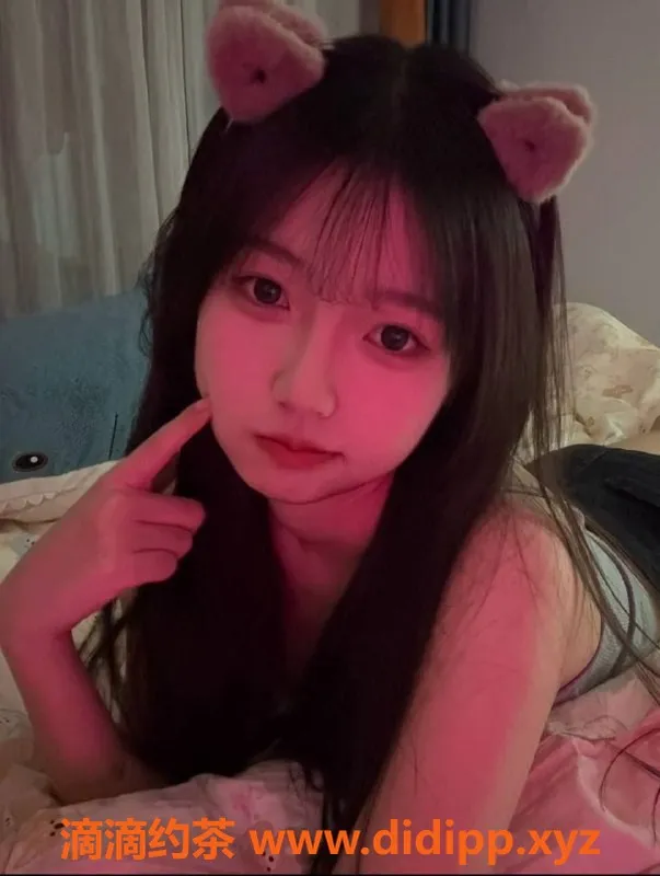 广州楼凤资源信息,天河丫丫，课费700起，陪你畅聊放松