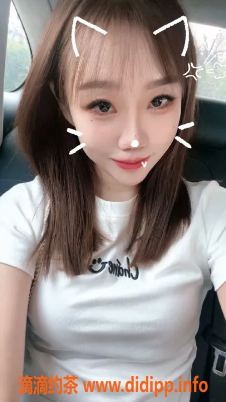 南京楼凤-江宁26岁嘉琳，168CM C罩杯，500元起服务等你来体验