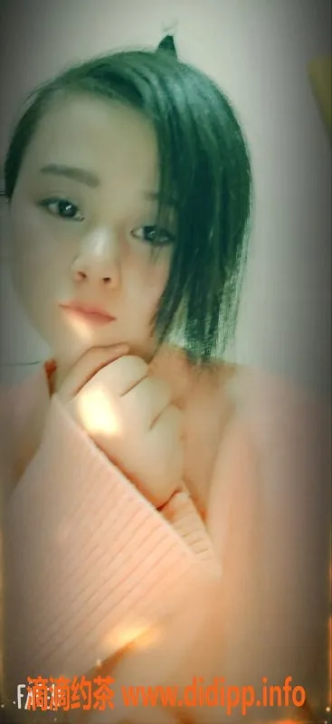 杭州楼凤-上城糖宝，158cm、98斤温柔小女友