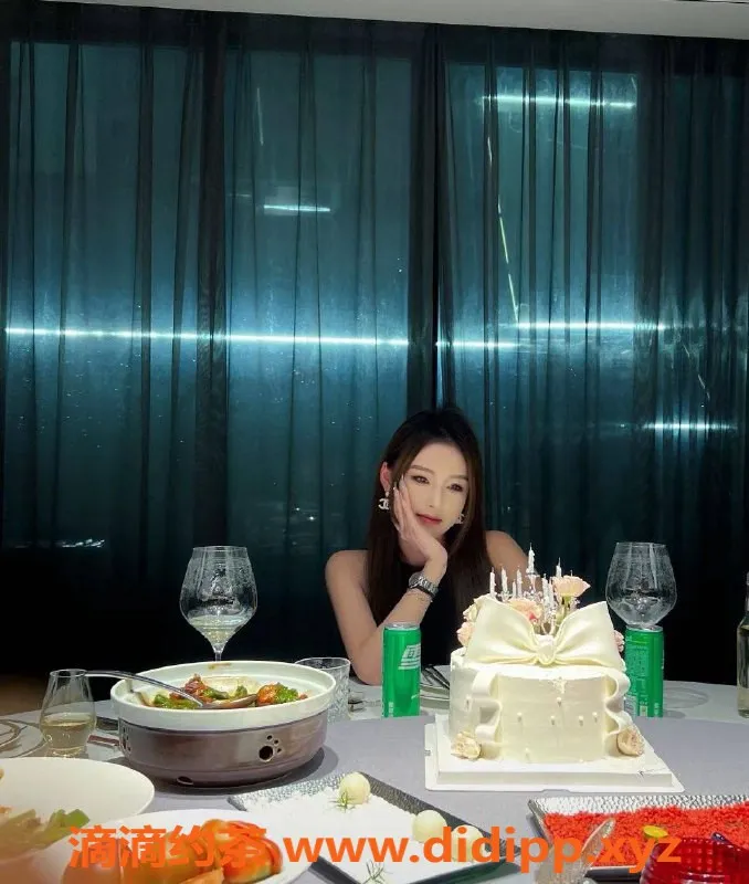 杭州楼凤-杭州沫沫，165cm 47kg C罩杯，温柔体贴