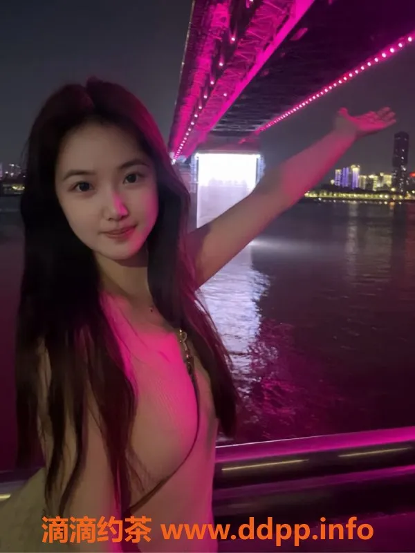 广州楼凤-广州天河靓靓22岁激情女郎，身高165，真心推荐！