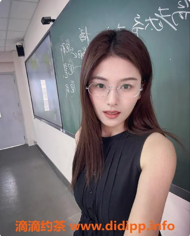 广州楼凤-广州海珠区沅沅老师，25岁163cm，500元服务！