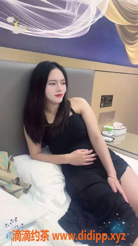 重庆楼凤-重庆娜娜 20岁 163cm C罩杯 舒适服务