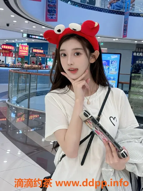 杭州楼凤-小雅学妹，170cm，19岁，清纯可爱，1400起