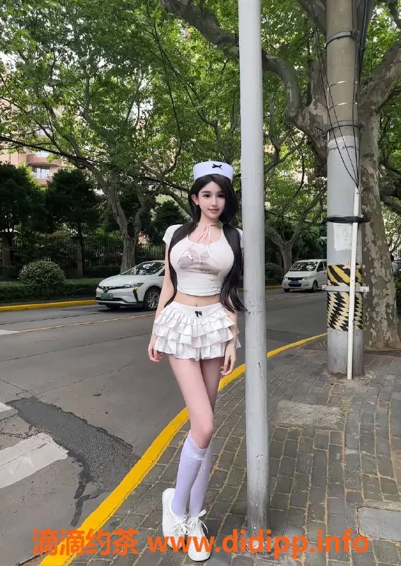 杭州楼凤资源信息,张小敏19岁大二学妹，172cm 35D激情服务