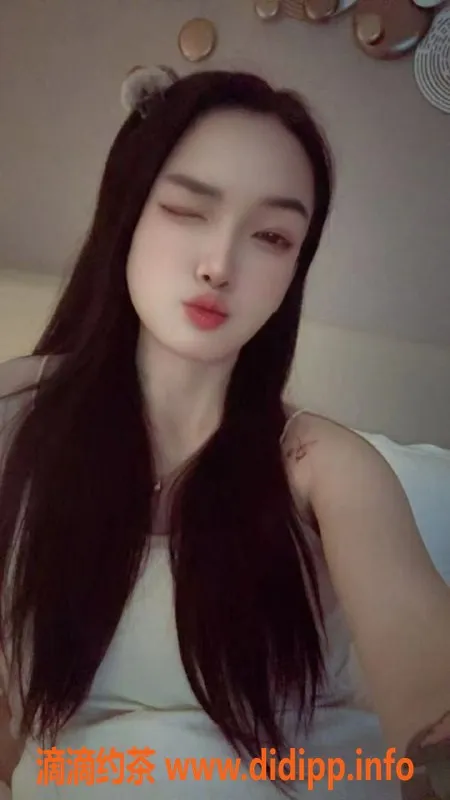 珠海楼凤-拱北璐小鹿，甜美可人，体验超棒！