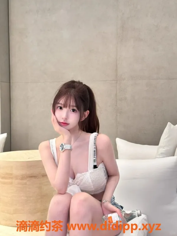 广州楼凤-天河瑶依19岁新生超值体验