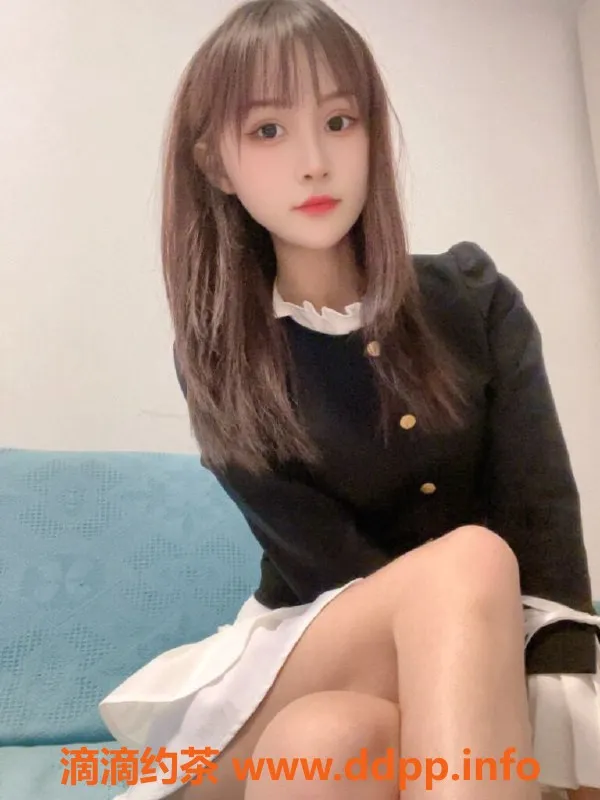 深圳楼凤-深圳福田翘翘，24岁模特，胸34C，只需500！