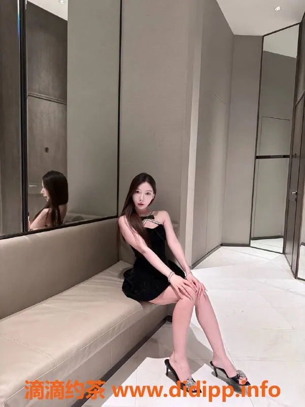 北京楼凤-东直门软软，零零后硕士小蛮腰2000服务