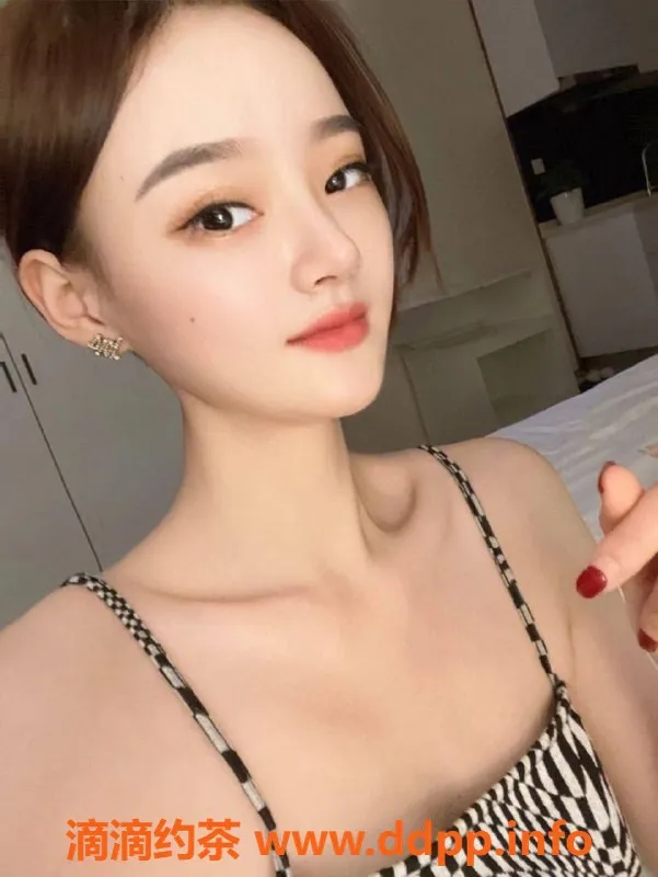 上海楼凤-徐汇何允儿，170身高C杯，1200元起