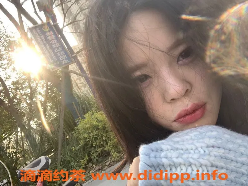 成都楼凤-锦江区桃花#705，微胖嫩妹代聊，课时费6/10