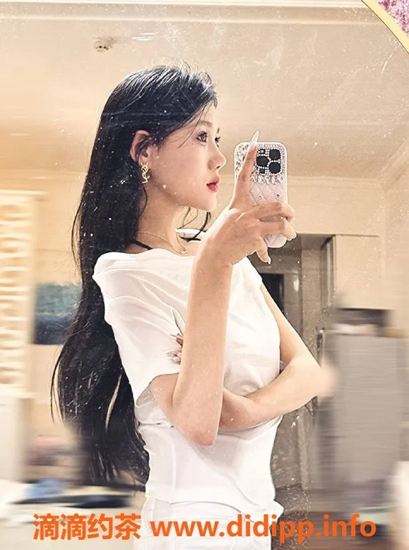 西安楼凤资源信息,碑林KK，颜值超高7p，完美服务体验