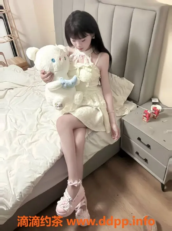 郑州楼凤资源信息,郑州二七区朝朝，18岁可爱萌妹，173cm，52.5斤