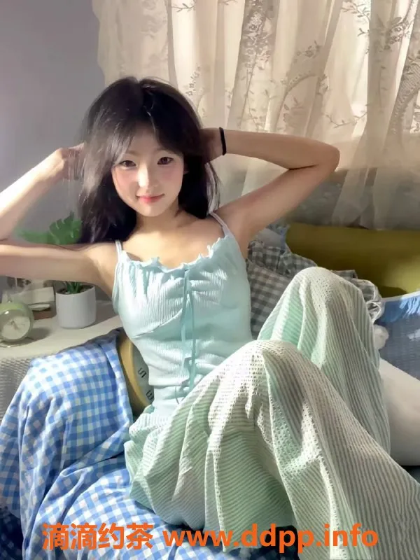 深圳楼凤-深圳龙华19岁小爱爱-160cm快餐服务