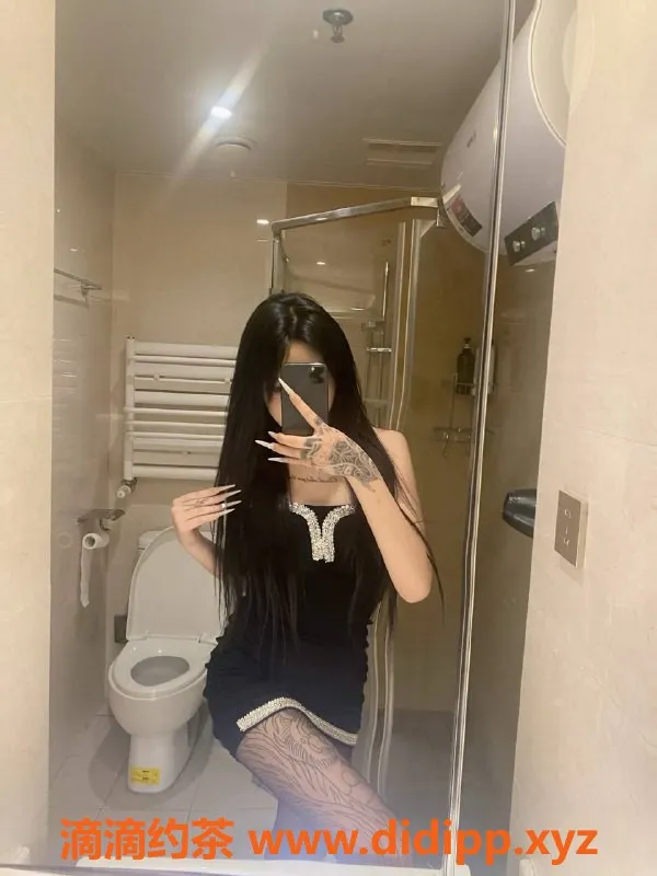 郑州楼凤资源信息,郑州二七区小琪，18岁，168cm，45kg清纯诱惑