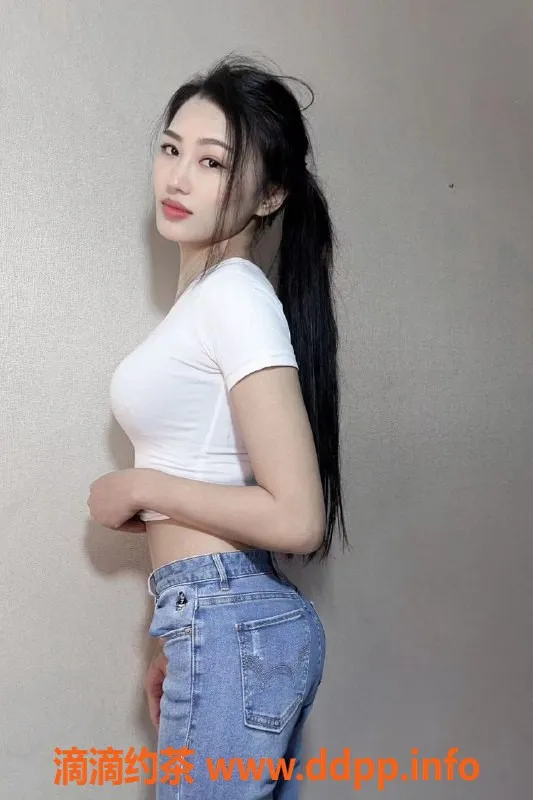 成都楼凤-成华区兼职御姐洛伊，6/10服务体验