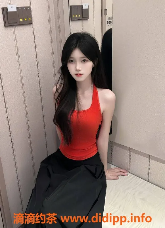 杭州楼凤-欢欢：19岁可爱小妹，165cm，45KG，激爽服务