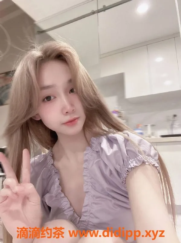 福州楼凤-台江区20岁姗姗，160cm B罩杯，7P仅需💋