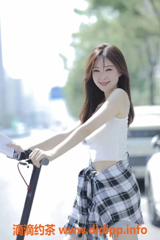 北京上门服务资源信息,西城26岁雅琪 性感妩媚 162cm 100斤 价格1.2k起