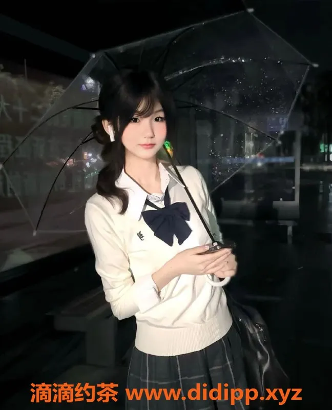 杭州楼凤-苏又又 18岁 矮个型女友 杭州上城区等你来撩！