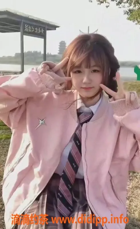 杭州楼凤资源信息,苏又又 18岁 矮个型女友 杭州上城区等你来撩！